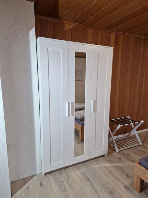Grosszuegige Ferienwohnung 4+1 P. Buettelborn Екстер'єр фото